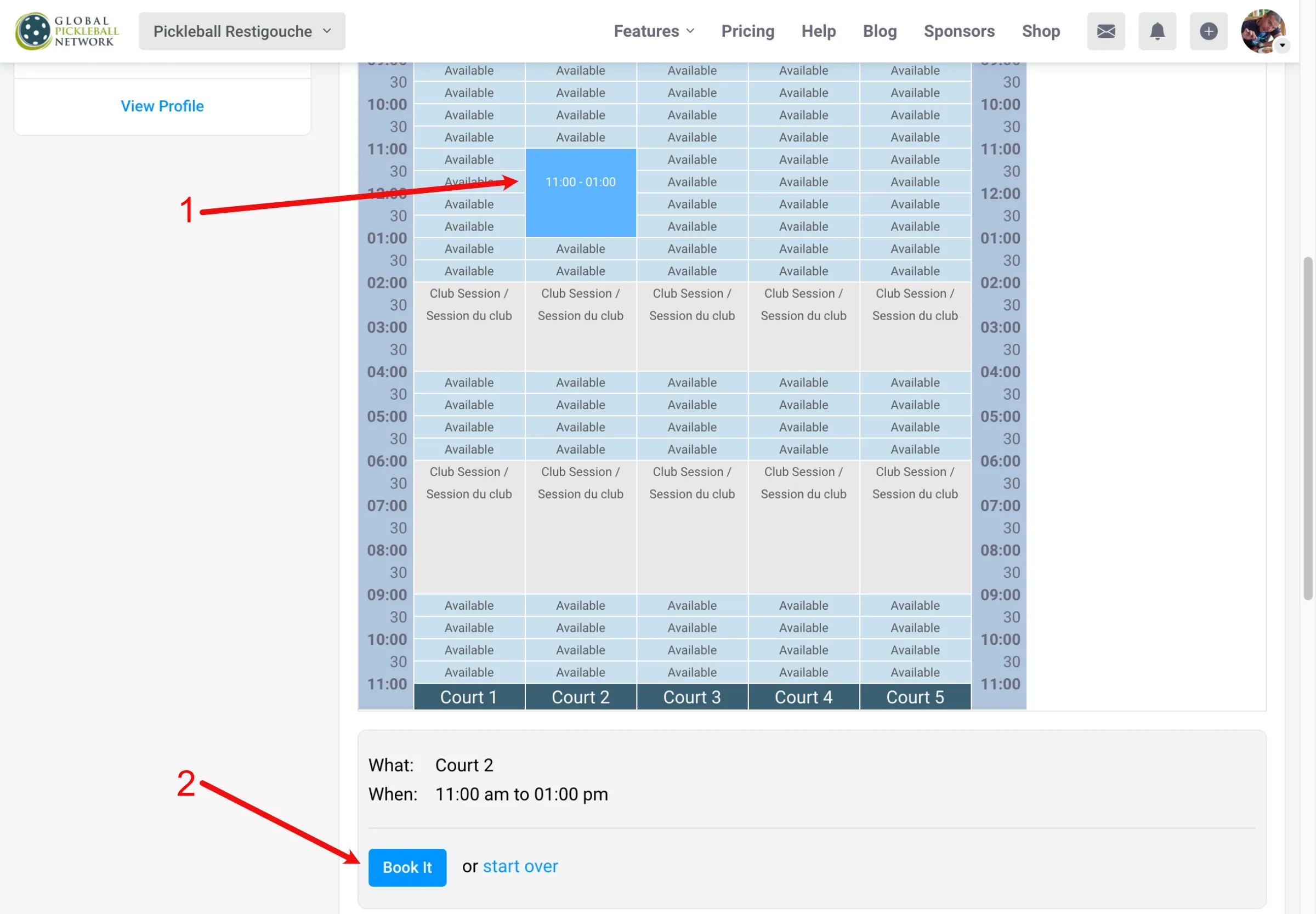 Screenshot of selecting a court and time on a computer